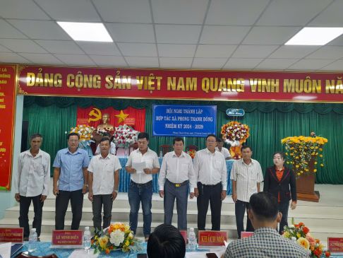 Hội nghị thành lập mới Hợp tác xã Phong Thạnh Đông